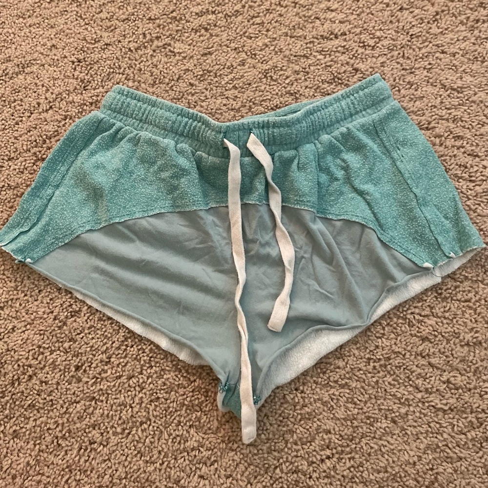 Urban Outfitters Teal Lounge Shorts! 🐢🪐